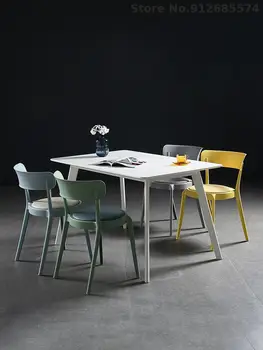 Скандинавский минималистичный пластиковый стул Ins, современный креативный обеденный стул для домашнего ресторана, сетчатый красный стул для повседневного макияжа со спинкой